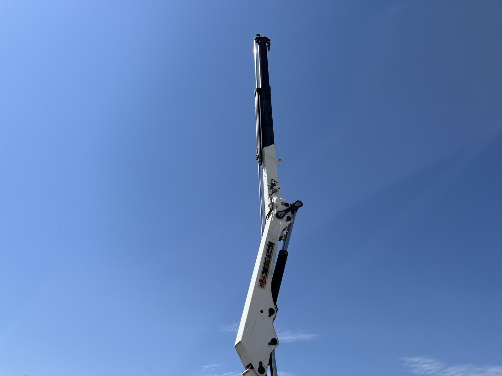 ./imagenes/INVOICE/2019/17193/CAMION CON GRUA HIAB IMT 1178 SL K2 (16).JPG